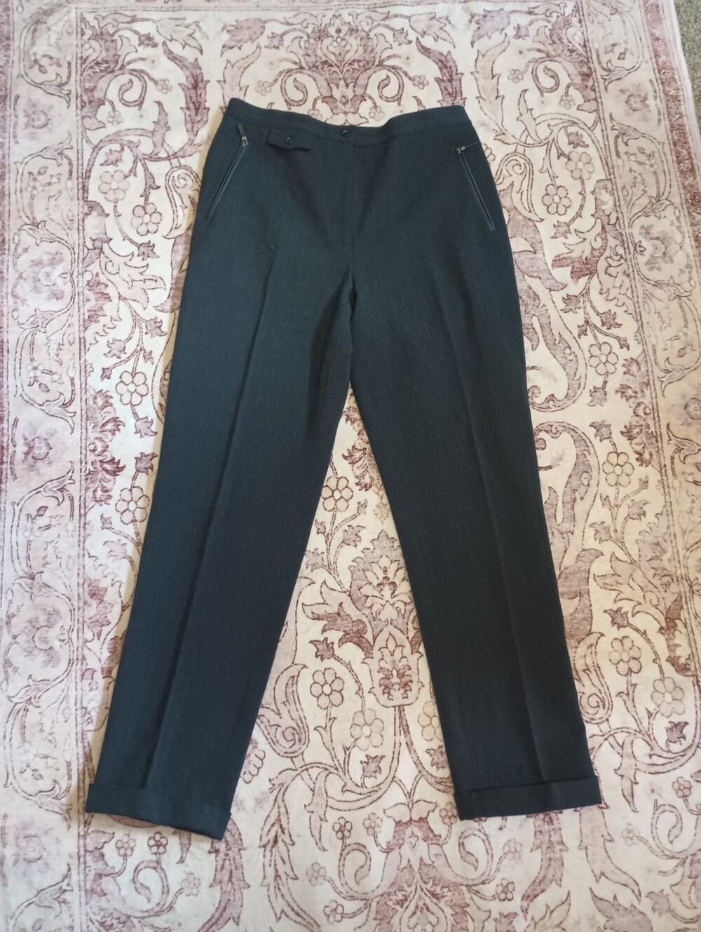 Ralph Lauren Women's Old Money Wool Pleated Cuffed Trousers 12 Gray Academia
